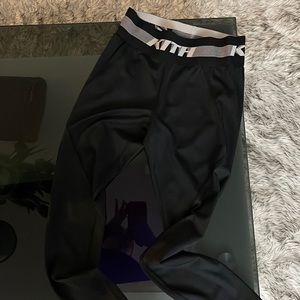 Kith leggings
